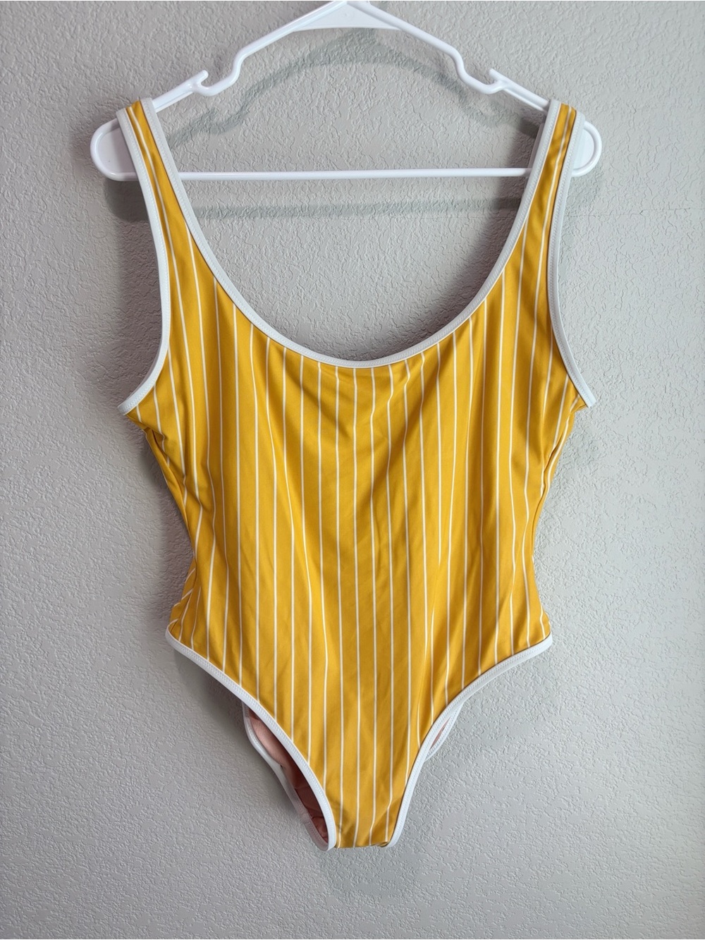 J. Crew Scoopneck One Piece Swimsuit Striped Yellow White Women’s Size 10